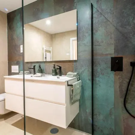 Premium Apartamento, 3 Dormitorios, Oldtown, ماربيا